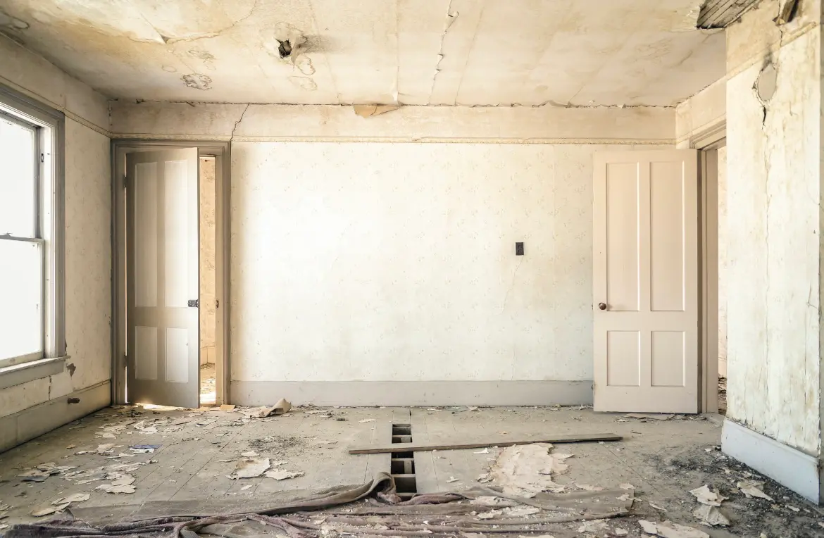 Waste disposal crew managing a cleanout project in Terre Haute